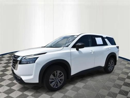 2024 Nissan Pathfinder S 4WD