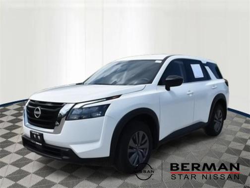 2024 Nissan Pathfinder S 4WD