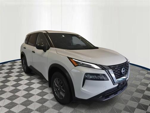 2022 Nissan Rogue S