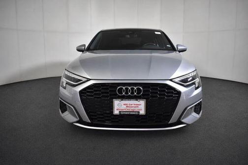 Florett Silver Metallic 2023 Audi A3 Premium