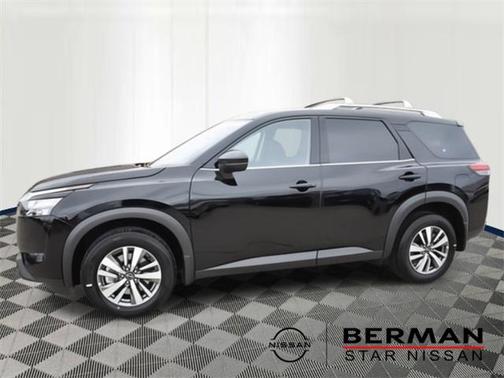 2025 Nissan Pathfinder SL 4WD