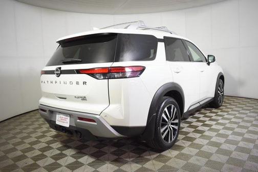 2024 Nissan Pathfinder Platinum 4WD