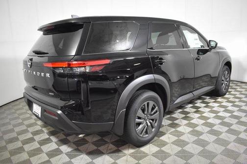 2025 Nissan Pathfinder S 4WD