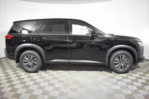 2025 Nissan Pathfinder S 4WD