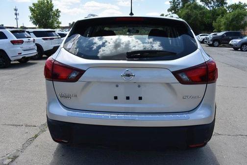 2017 Nissan Rogue Sport SV