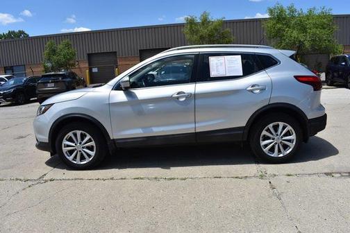 2017 Nissan Rogue Sport SV