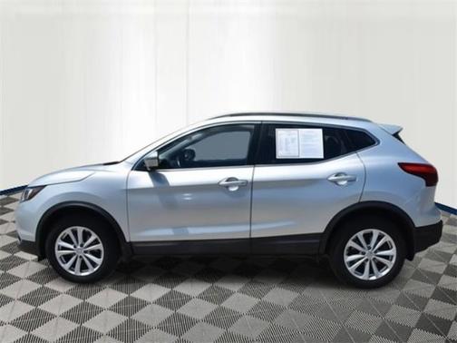 2017 Nissan Rogue Sport SV