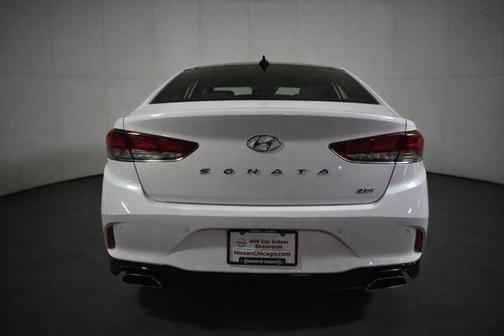 Quartz White Pearl 2019 Hyundai SONATA Limited 2.0T
