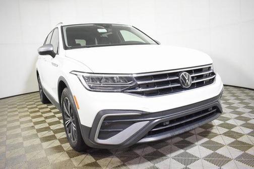2024 Volkswagen Tiguan 2.0T Wolfsburg Edition