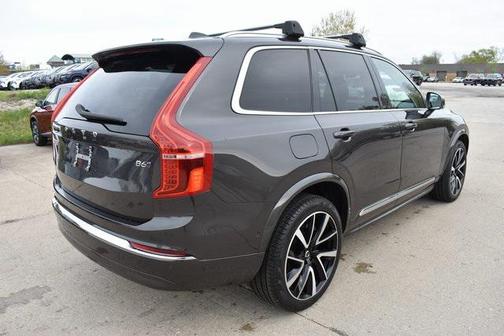 2023 Volvo XC90 B6 Plus 7-Seater