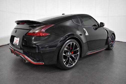 Magnetic Black Metallic 2019 Nissan 370Z NISMO