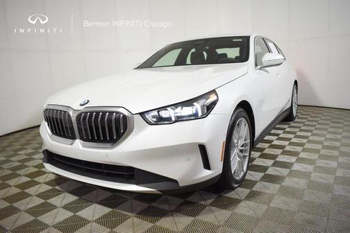 2025 BMW 530 i xDrive