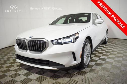 2025 BMW 530 i xDrive