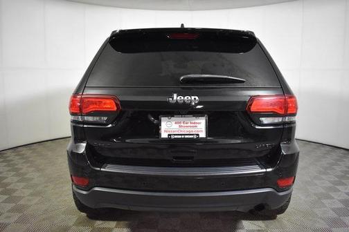 2020 Jeep Grand Cherokee Laredo