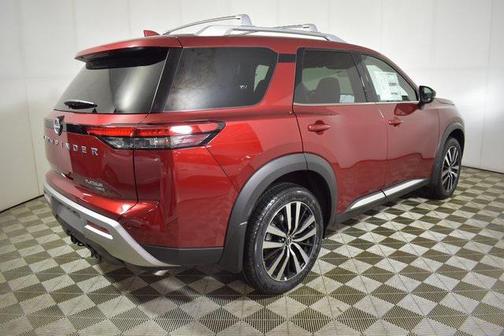 2025 Nissan Pathfinder Platinum 4WD