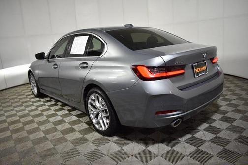 2025 BMW 330 i xDrive