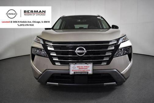 Champagne Silver Metallic/Super Black 2025 Nissan Rogue SL