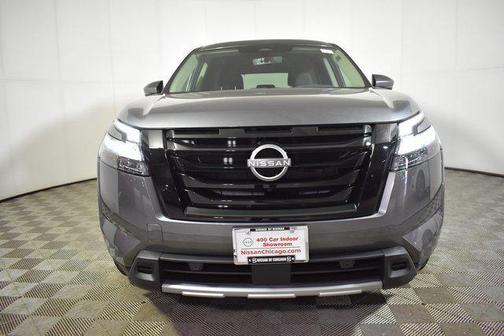 2025 Nissan Pathfinder SL 4WD