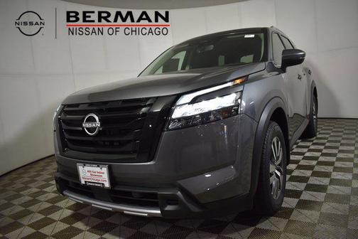 2025 Nissan Pathfinder SL 4WD