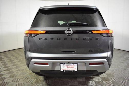 2025 Nissan Pathfinder SL 4WD