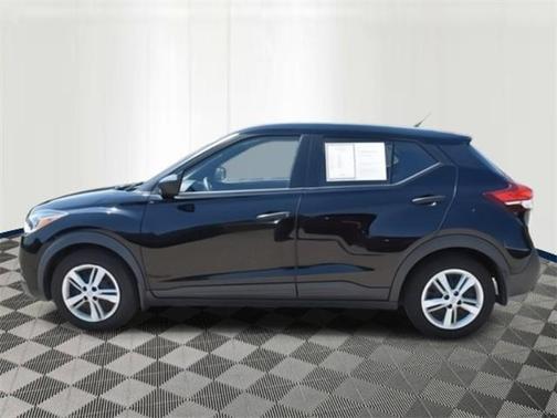 2020 Nissan Kicks S