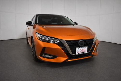 Monarch Orange/Super Black 2021 Nissan Sentra SR