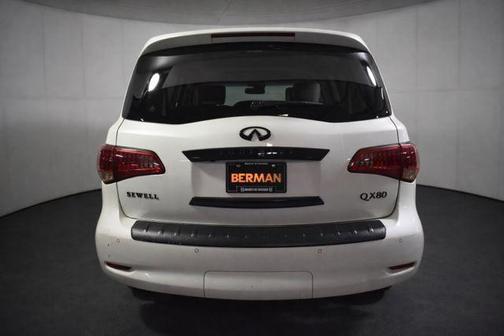 2017 INFINITI QX80 Base