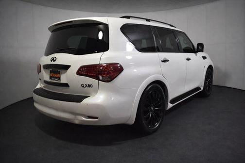 2017 INFINITI QX80 Base