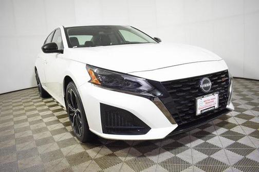 2025 Nissan Altima SR AWD