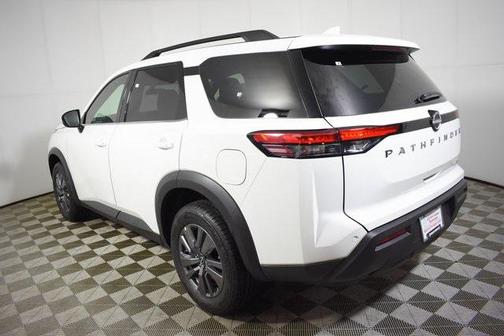 2025 Nissan Pathfinder SV 4WD
