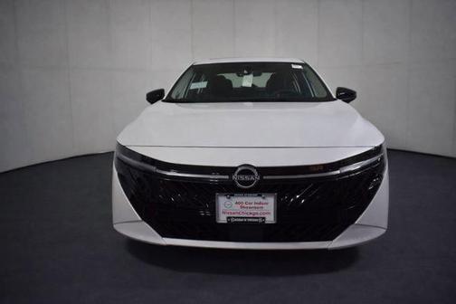 Aspen White Tricoat 2026 Nissan Sentra SR