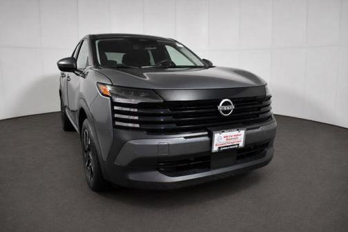 Gun Metallic 2025 Nissan Kicks SV