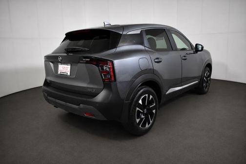 Gun Metallic 2025 Nissan Kicks SV