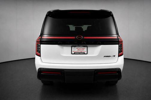 Aspen White Tricoat/Super Black 2026 Nissan Armada PRO-4X