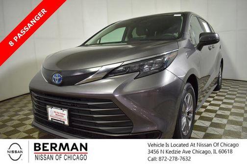 2024 Toyota Sienna LE