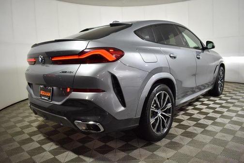2025 BMW X6 xDrive40i