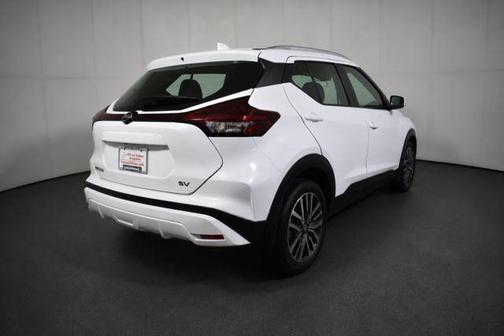 Fresh Powder 2021 Nissan Kicks SV