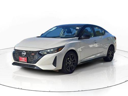 Aspen White/Super Black 2025 Nissan Sentra SR