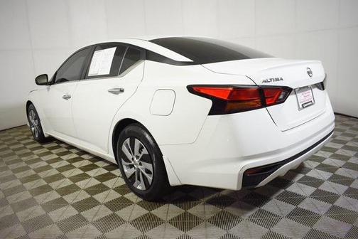 2022 Nissan Altima S FWD