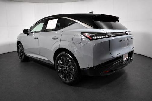 Boulder Gray Pearl/Super Black 2025 Nissan Murano Platinum