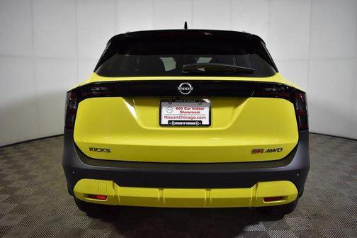 2026 Nissan Kicks SR