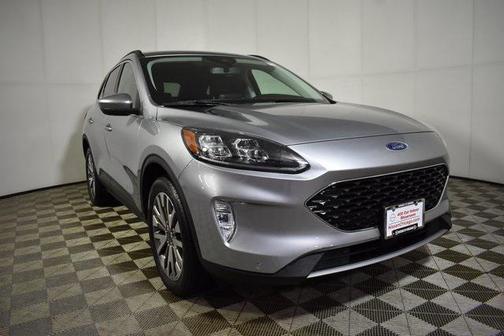 2022 Ford Escape Titanium