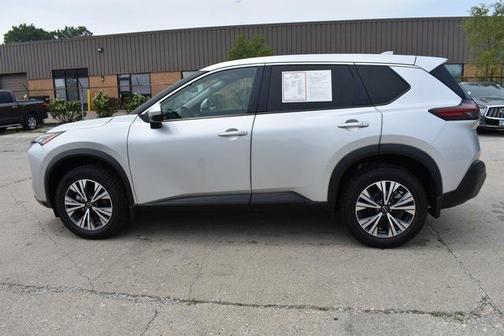 2022 Nissan Rogue SV