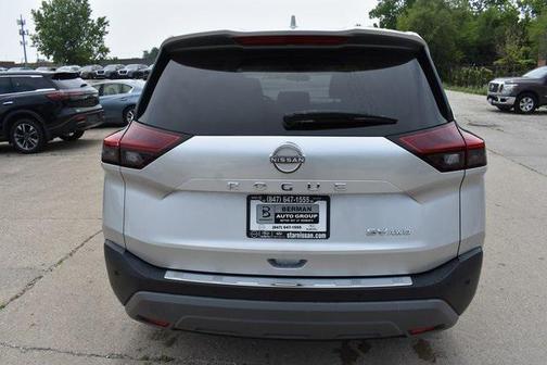 2022 Nissan Rogue SV