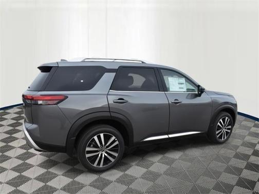 2025 Nissan Pathfinder Platinum 4WD