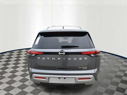 2025 Nissan Pathfinder Platinum 4WD