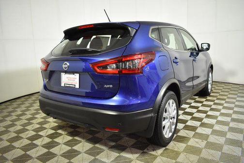 2022 Nissan Rogue Sport S