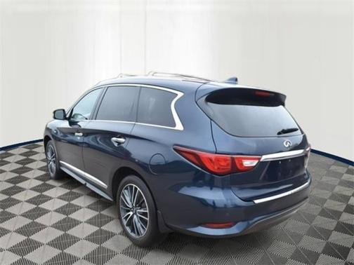 2016 INFINITI QX60 Base