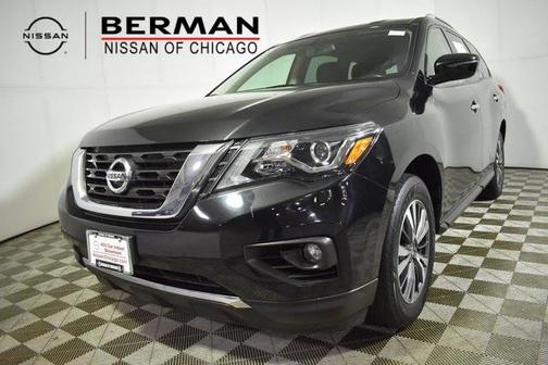 2017 Nissan Pathfinder SV
