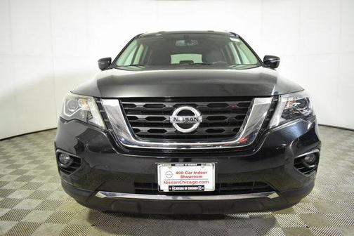 2017 Nissan Pathfinder SV